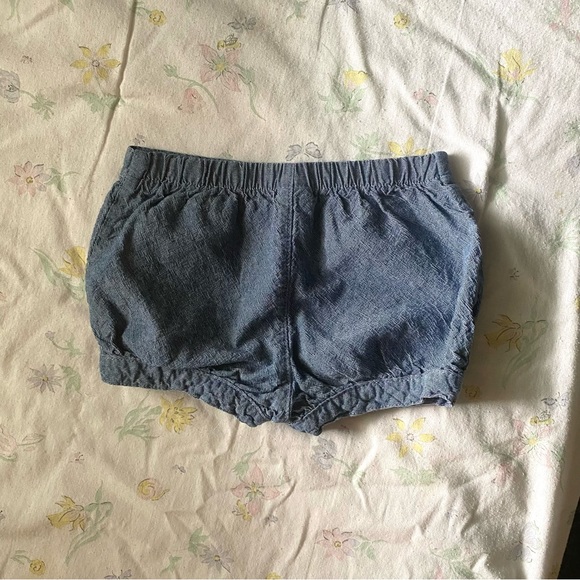 3/$12 - Carter’s Child of Mine Chambray Bubble Shorts 18m - Picture 8 of 9